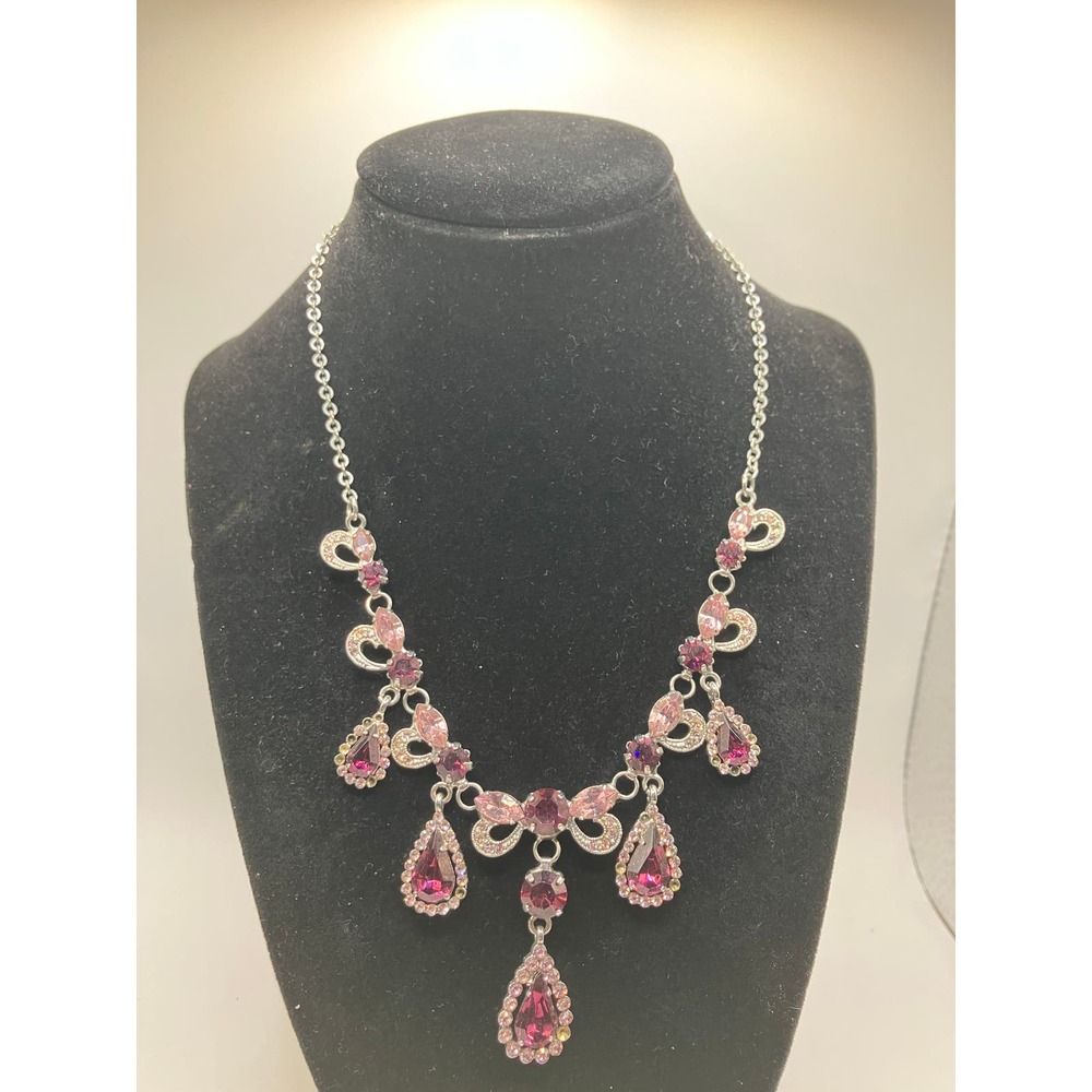 Purple Rhinestone Formal Necklace! - Picture 4 of 10